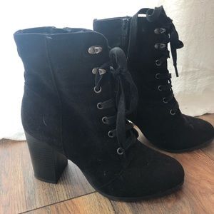 Black heeled lace up boots